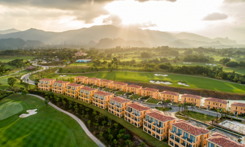 Biệt thự Wyndham Sky Lake Resort & Villas